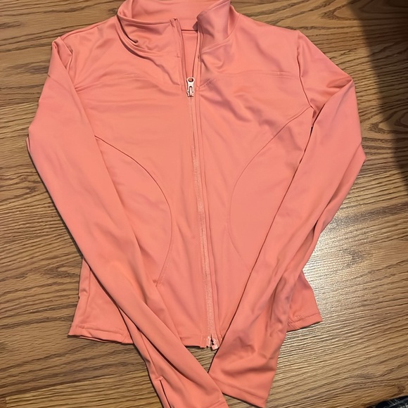 3 COMPRESSION WORKOUT JACKETS - Picture 2 of 3